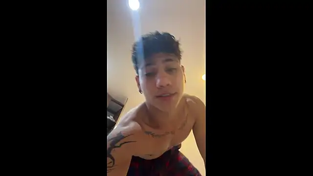 Sexys Boys Hot1 online show from 03-17-26, 01:10