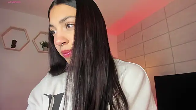 Christine Laam online show from 09-16-25, 11:55