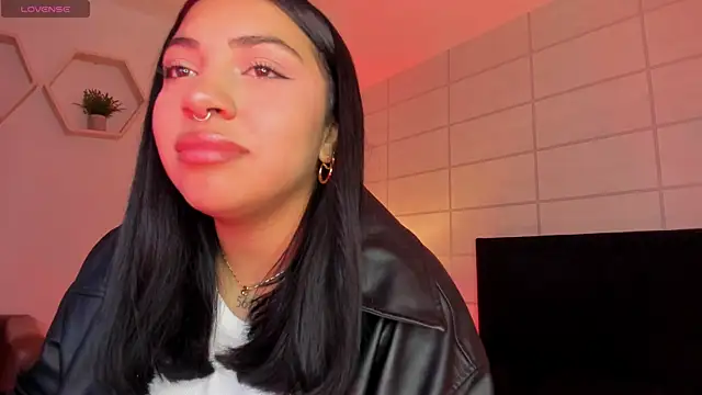 Christine Laam online show from 12-15-25, 11:58