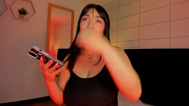 Christine Laam online show from 02-03-26, 12:21