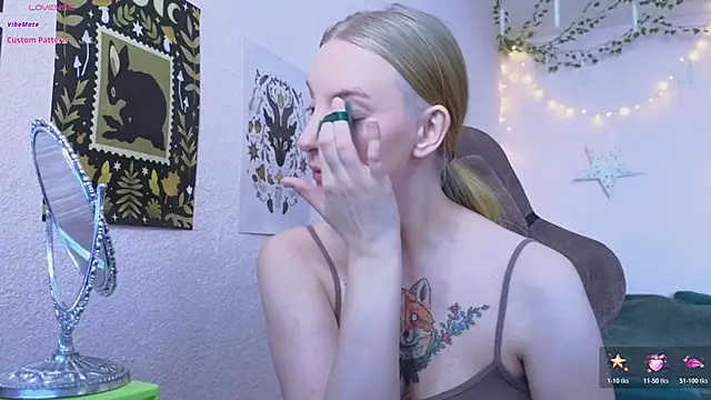 Fluffy muffin  online show from 03-29-26, 09:53