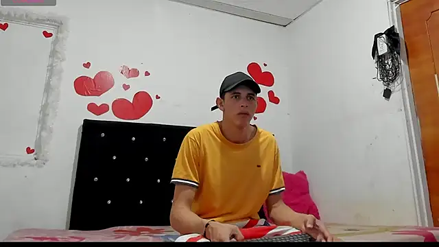 Snapshot of chloe_evanx_ chatting on 03-08-25, 07:31 chloe evanx online show from 03-08-25, 07:31