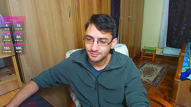 Snapshot of HungEddy chatting on 12-26-24, 09:11 HungEddy online show from 12-26-24, 09:11