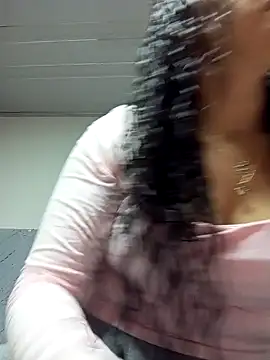 Snapshot of RenataSexy_ chatting on 03-05-25, 03:40 RenataSexy online show from 03-05-25, 03:40