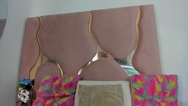 Snapshot of Sofia-candyht chatting on 02-10-26, 08:35 Sofia-candyht online show from 02-10-26, 08:35