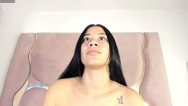 Sofia-candyht online show from 05-27-26, 08:39