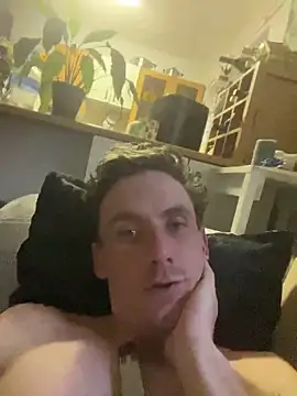 bradleyjamesmc online show from 02-13-25, 04:28