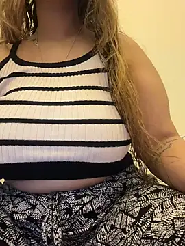 Snapshot of maskinamy chatting on 12-26-24, 08:42 maskinamy online show from 12-26-24, 08:42