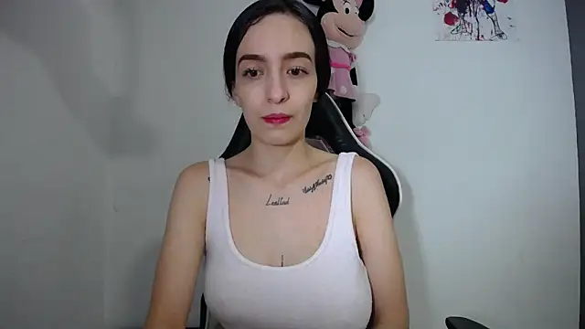 Snapshot of bulma_milk chatting on 10-01-25, 04:51 bulma milk online show from 10-01-25, 04:51