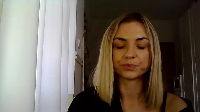 Snapshot of ashley_xlove chatting on 12-05-24, 10:55 ashley xlove online show from 12-05-24, 10:55