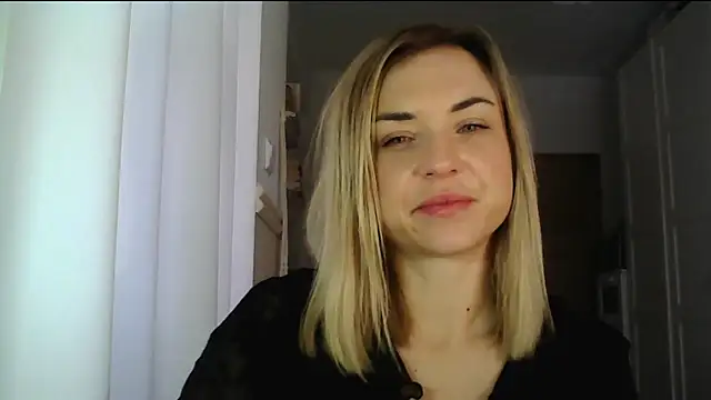 Snapshot of ashley_xlove chatting on 01-13-25, 08:05 ashley xlove online show from 01-13-25, 08:05