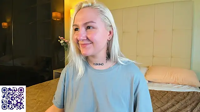 Snapshot of Debbie_Taylor chatting on 03-04-26, 04:24 Debbie Taylor online show from 03-04-26, 04:24