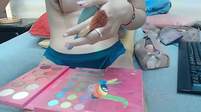 nahomibecker online show from 02-04-25, 01:13