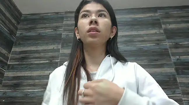 nahomibecker online show from 02-10-25, 12:08