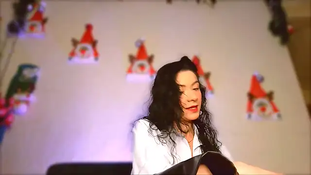 miabeautyxx online show from 12-20-24, 11:32