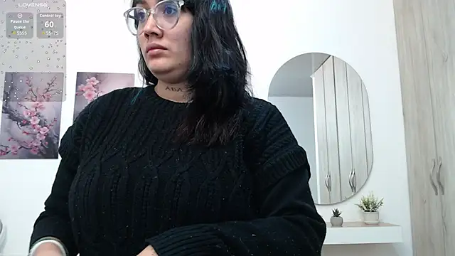 lily f00x online show from 02-18-26, 12:45
