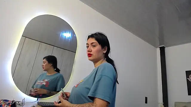 lily f00x online show from 02-25-26, 12:37