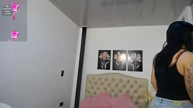 lily f00x online show from 04-10-26, 12:32