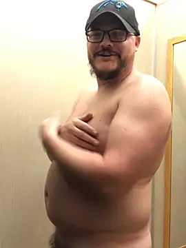 Snapshot of Watson4U chatting on 12-21-24, 03:25 Watson4U online show from 12-21-24, 03:25