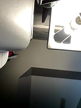 Snapshot of Watson4U chatting on 11-21-25, 03:54 Watson4U online show from 11-21-25, 03:54