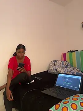 XXXVainillA online show from 04-13-26, 02:00