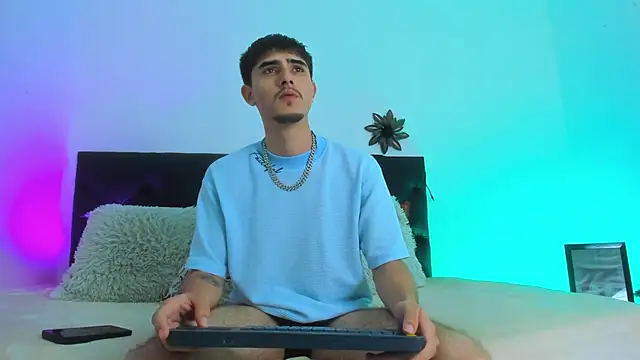 PhilipRich online show from 03-17-25, 07:37