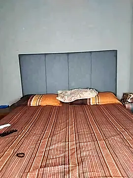 ThickPearlx23 online show from 03-30-26, 06:20