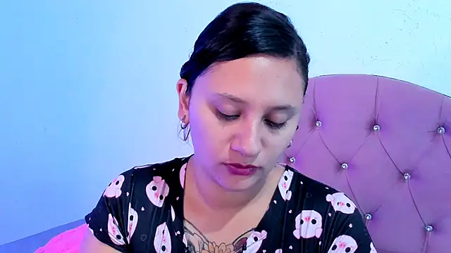 Snapshot of Mila_nixon02 chatting on 12-02-24, 03:36 Mila nixon02 online show from 12-02-24, 03:36