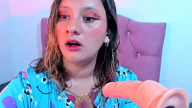 Snapshot of Mila_nixon02 chatting on 02-23-25, 03:51 Mila nixon02 online show from 02-23-25, 03:51