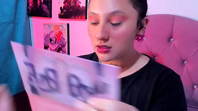 Snapshot of Mila_nixon02 chatting on 11-16-25, 05:07 Mila nixon02 online show from 11-16-25, 05:07