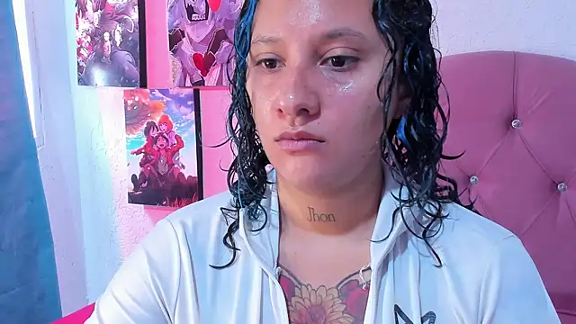 Snapshot of Mila_nixon02 chatting on 05-08-26, 04:56 Mila nixon02 online show from 05-08-26, 04:56