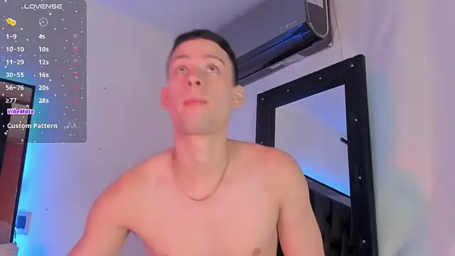 Snapshot of JadeSmiith_ chatting on 02-06-25, 09:49 JadeSmiith online show from 02-06-25, 09:49