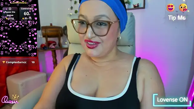 Gia Nahomi online show from 04-09-26, 11:21