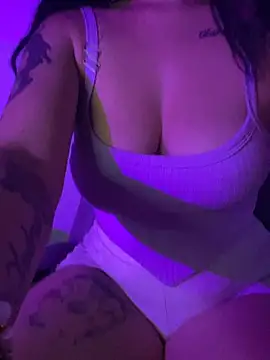 Alahia7demon online show from 04-22-26, 02:36