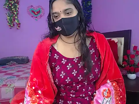 Hot Maleka online show from 01-10-26, 02:02