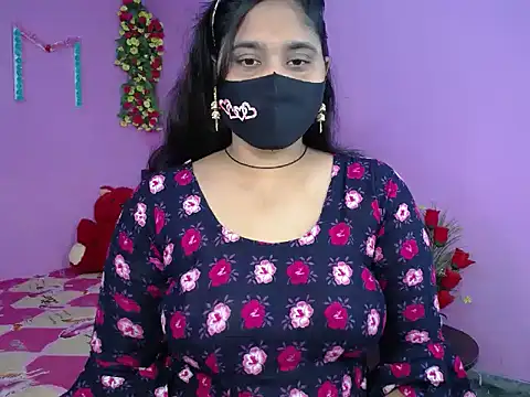 Hot Maleka online show from 02-06-26, 04:32