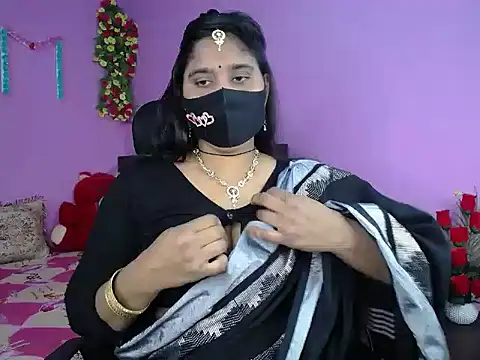 Hot Maleka online show from 02-09-26, 04:33