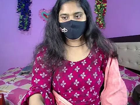 Hot Maleka online show from 02-18-26, 02:18