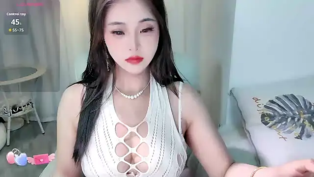 Ailisha66 online show from 05-16-26, 02:41