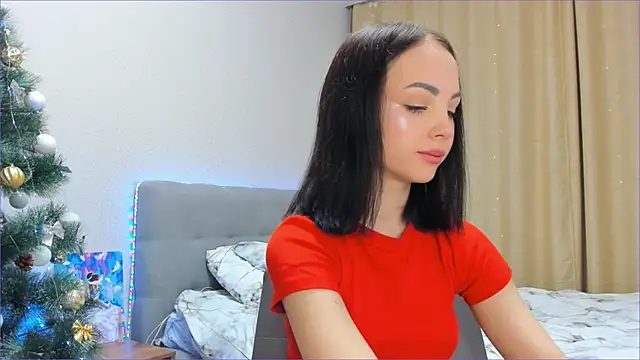 ElisameoW online show from 12-15-24, 02:41