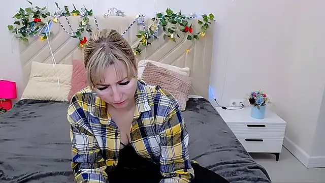 Incredible Ariela online show from 11-21-25, 07:40