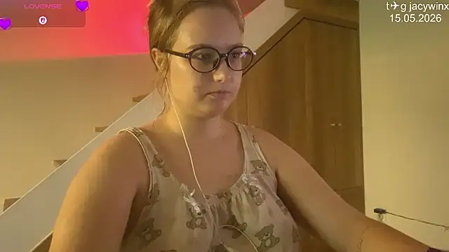 JacyWinslat online show from 05-15-26, 02:46