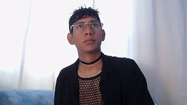 Snapshot of Nick_Collins18 chatting on 11-19-25, 03:56 Nick Collins18 online show from 11-19-25, 03:56