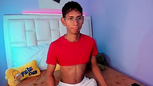 Nick Collins18 online show from 02-19-26, 08:16