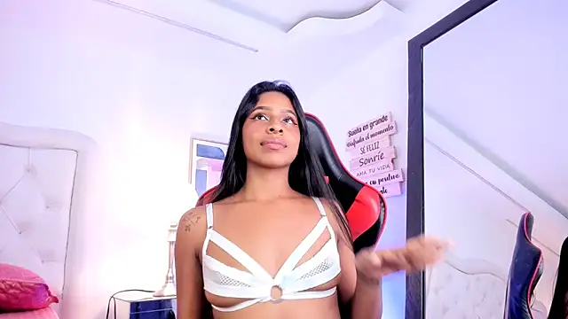 evelyn evony online show from 12-07-24, 06:54