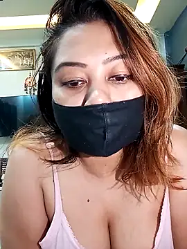 Snapshot of Cute-mona chatting on 02-03-26, 10:42 Cute-mona online show from 02-03-26, 10:42