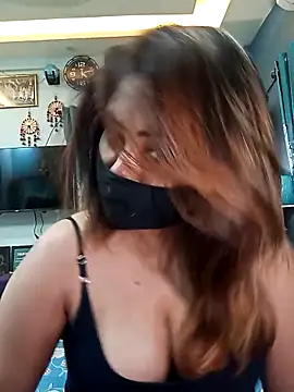 Snapshot of Cute-mona chatting on 02-20-26, 10:38 Cute-mona online show from 02-20-26, 10:38