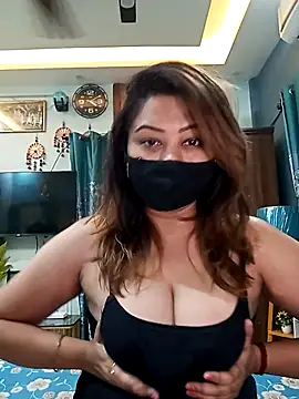 Snapshot of Cute-mona chatting on 02-21-26, 10:38 Cute-mona online show from 02-21-26, 10:38