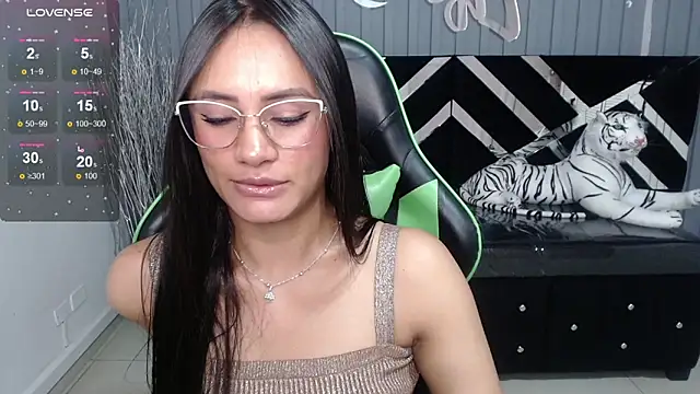 Snapshot of allison_a1 chatting on 03-15-25, 12:58 allison a1 online show from 03-15-25, 12:58