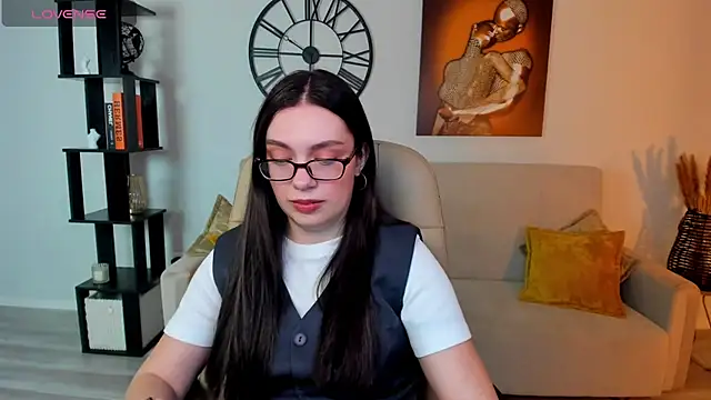 Snapshot of DaniellaLovely chatting on 03-11-25, 11:23 DaniellaLovely online show from 03-11-25, 11:23